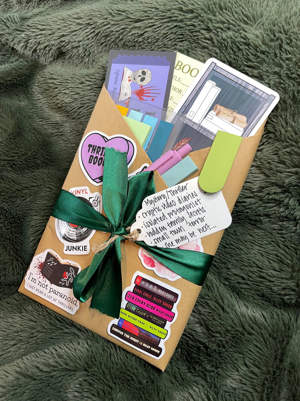 Adult Mystery/Thriller (Twisty or Dark) – Blind Date With a Book