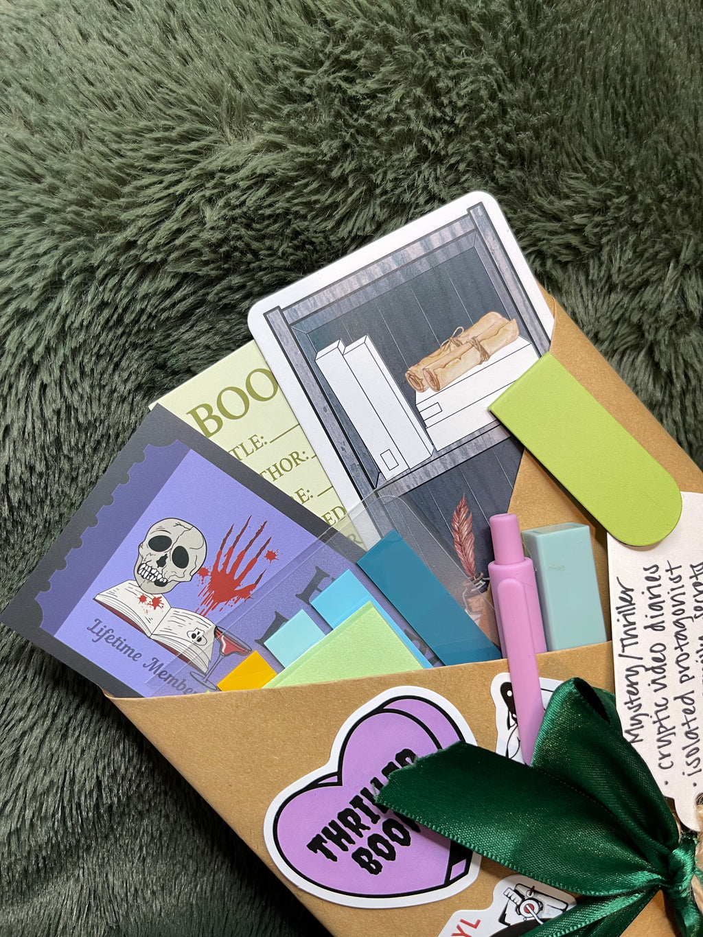Adult Mystery/Thriller (Twisty or Dark) – Blind Date With a Book