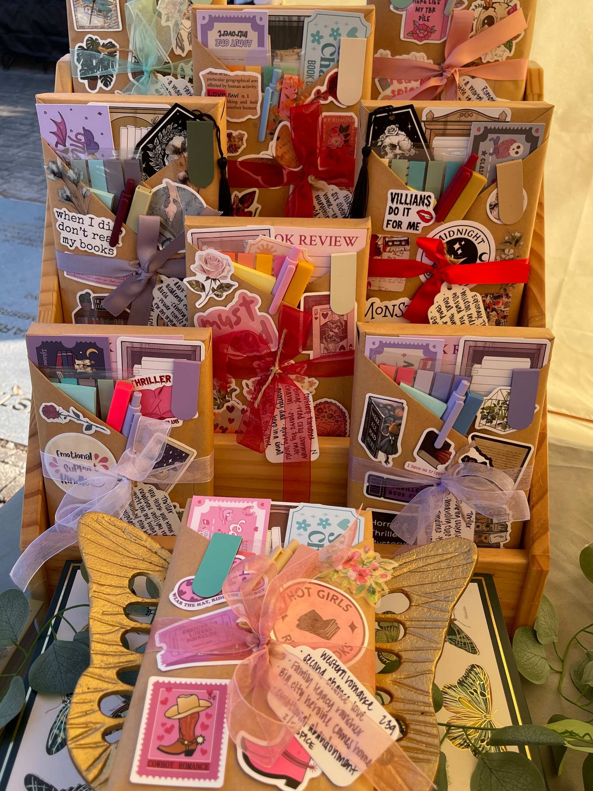 Adult Romance (Mild or Spicy) – Blind Date With a Book