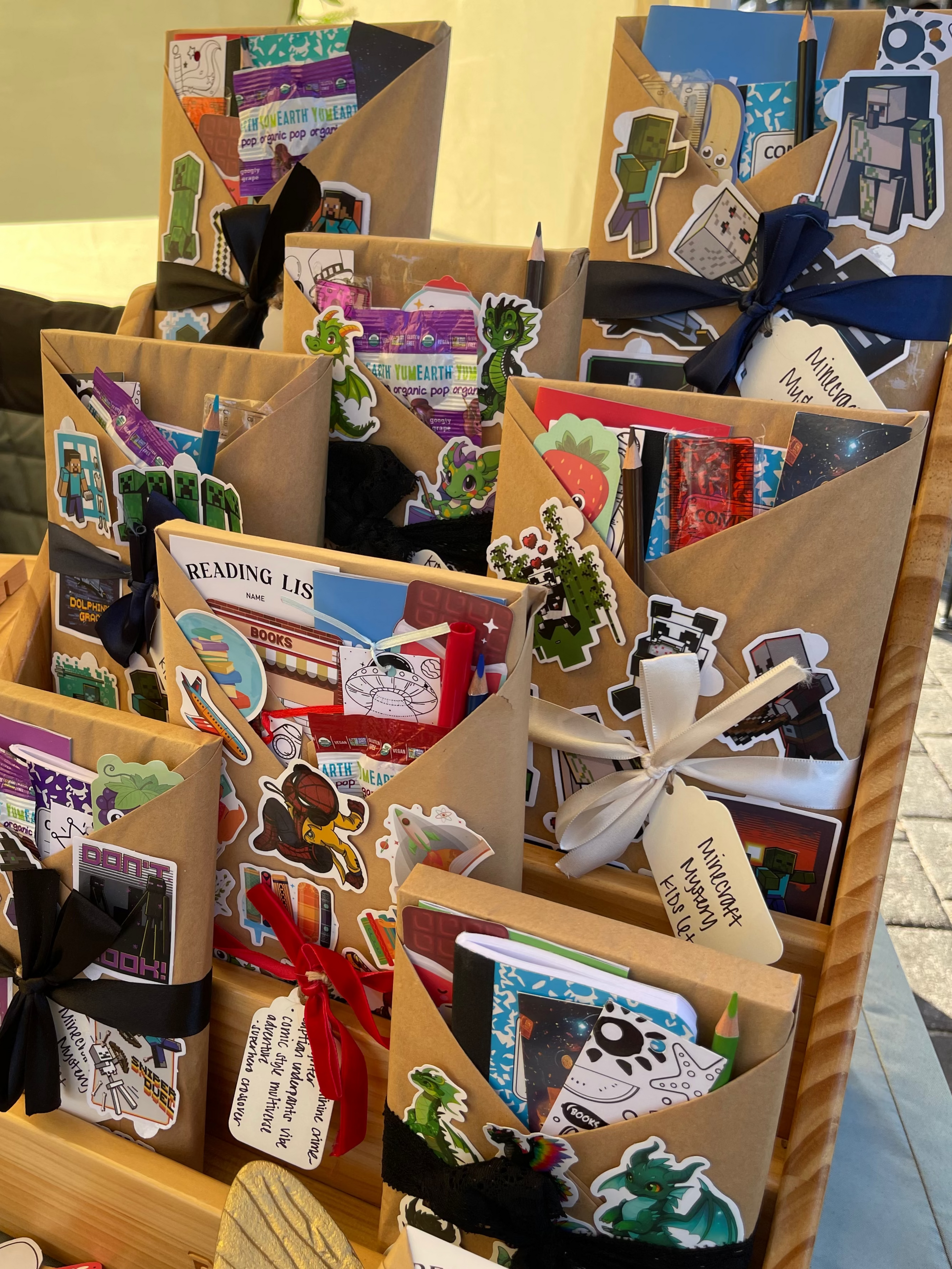 Kids 3+ (Assisted Reader) – Blind Date With a Book