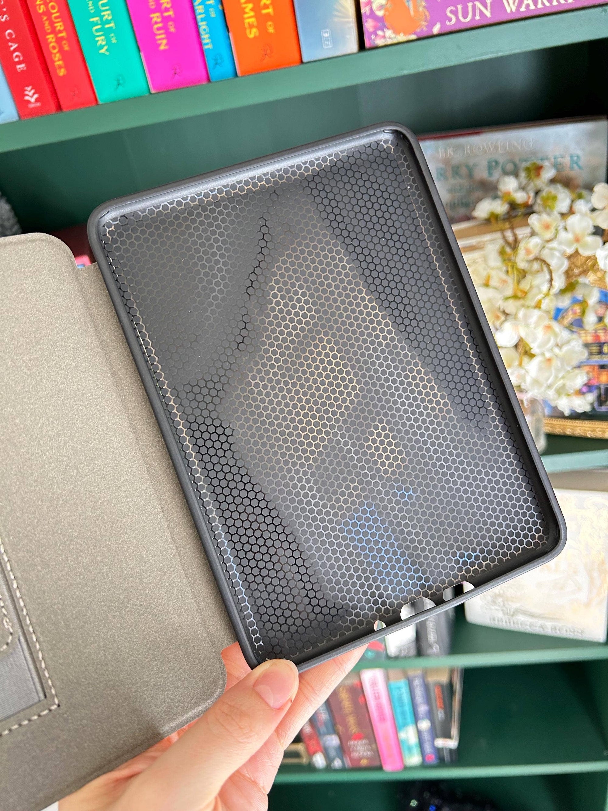 Page Turner Kindle Case